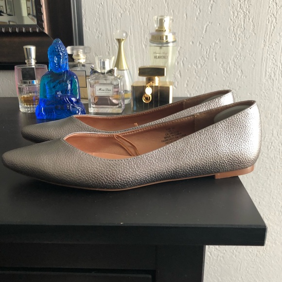 Pointy flats - Picture 2 of 4